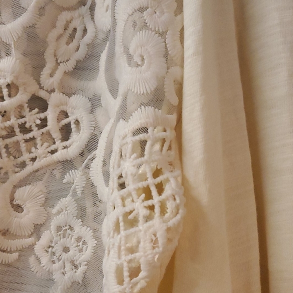 Umgee + Cream Top - Picture 3 of 6